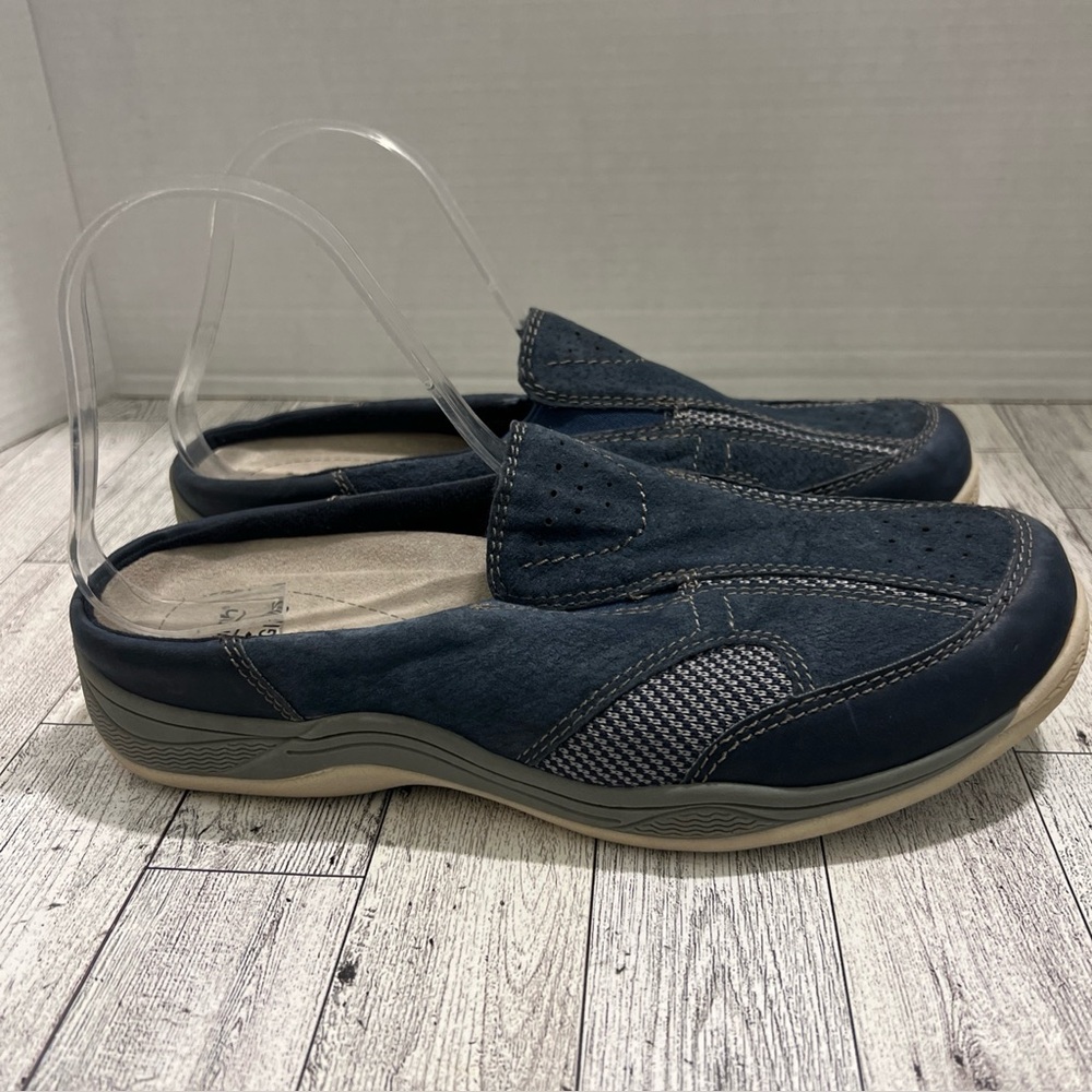 Earth Origins Suede Clogs Mules Clara Cortney Women's 8M Bleu Marine